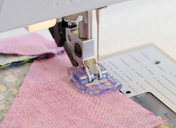 Klar 1/4” quiltefod til IDT™-system
