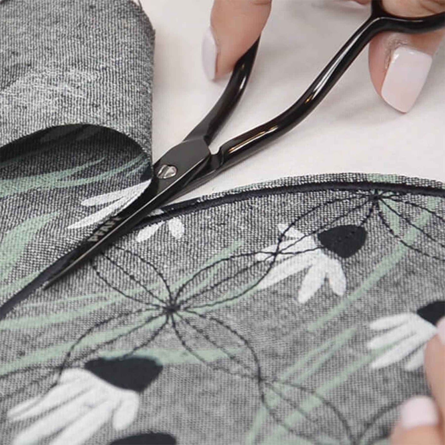PFAFF Applique Scissors 6”