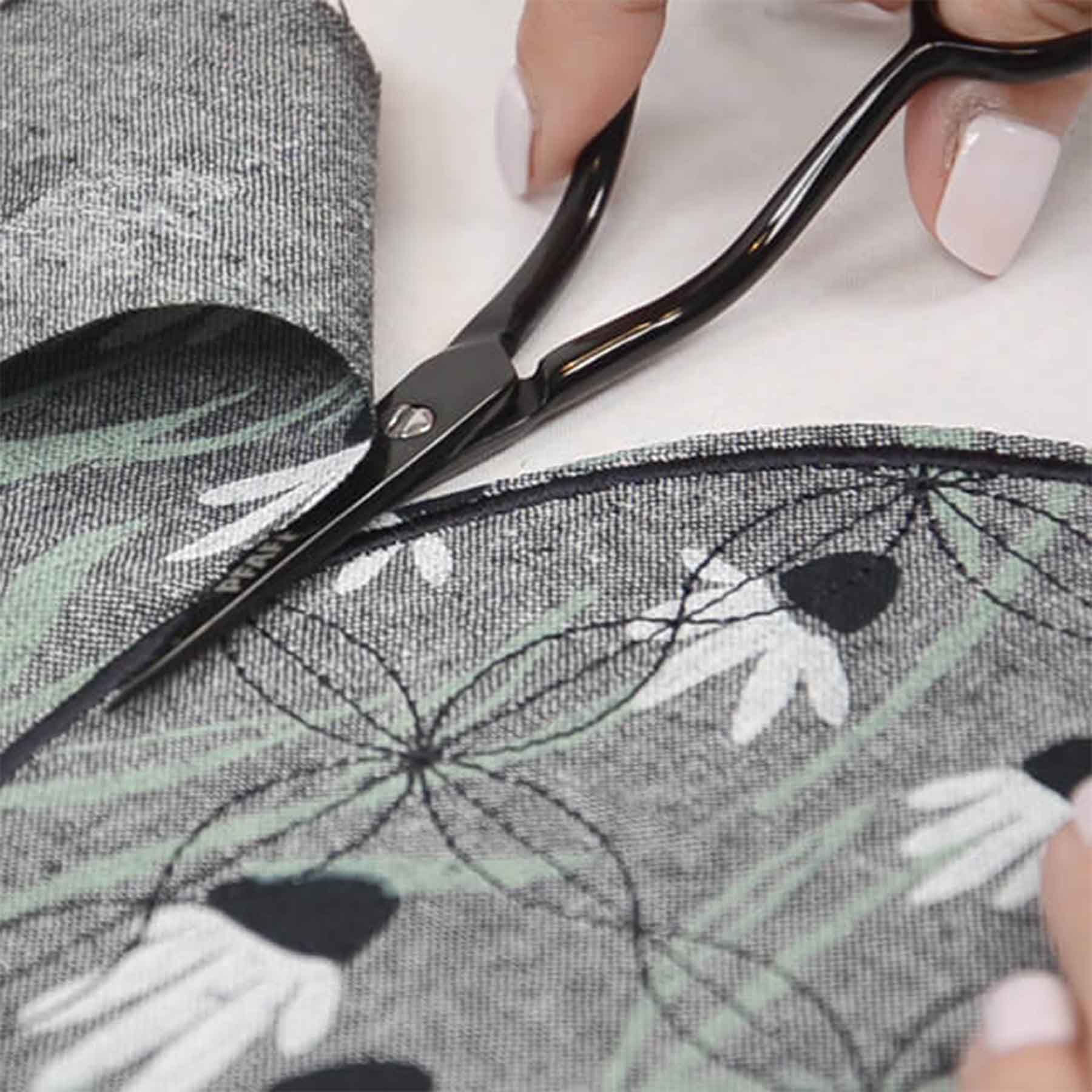 PFAFF Applique Scissors 6”