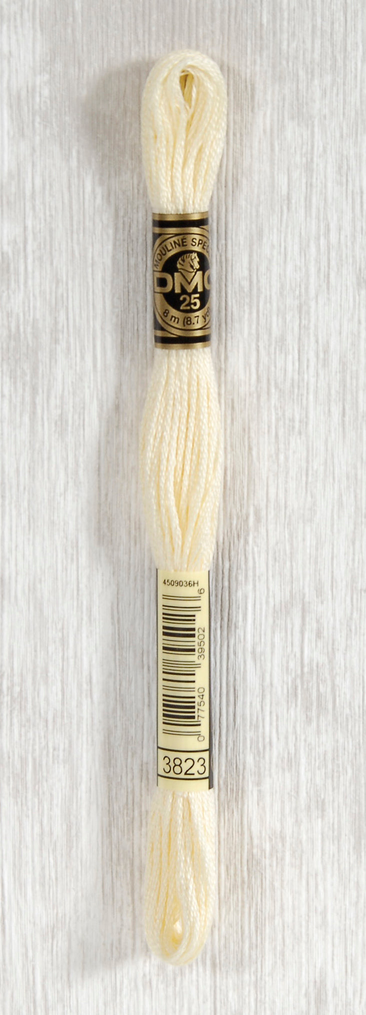 DMC Moulinégarn farvekode 3823