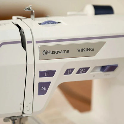 Husqvarna Viking Designer Quartz™ 29