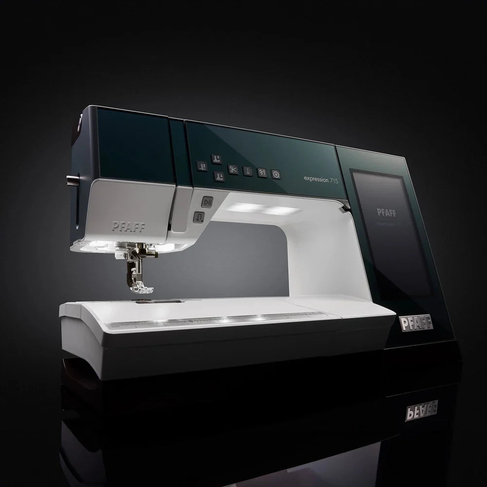 Pfaff expression™ 715 – Nyhed! Forudbestil nu