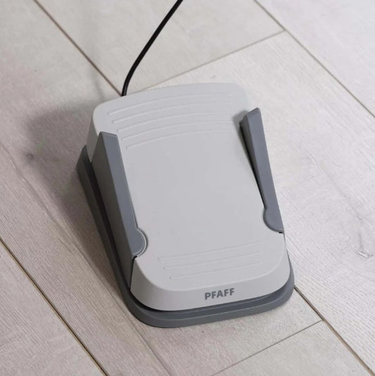 Multifunktionel fodpedal