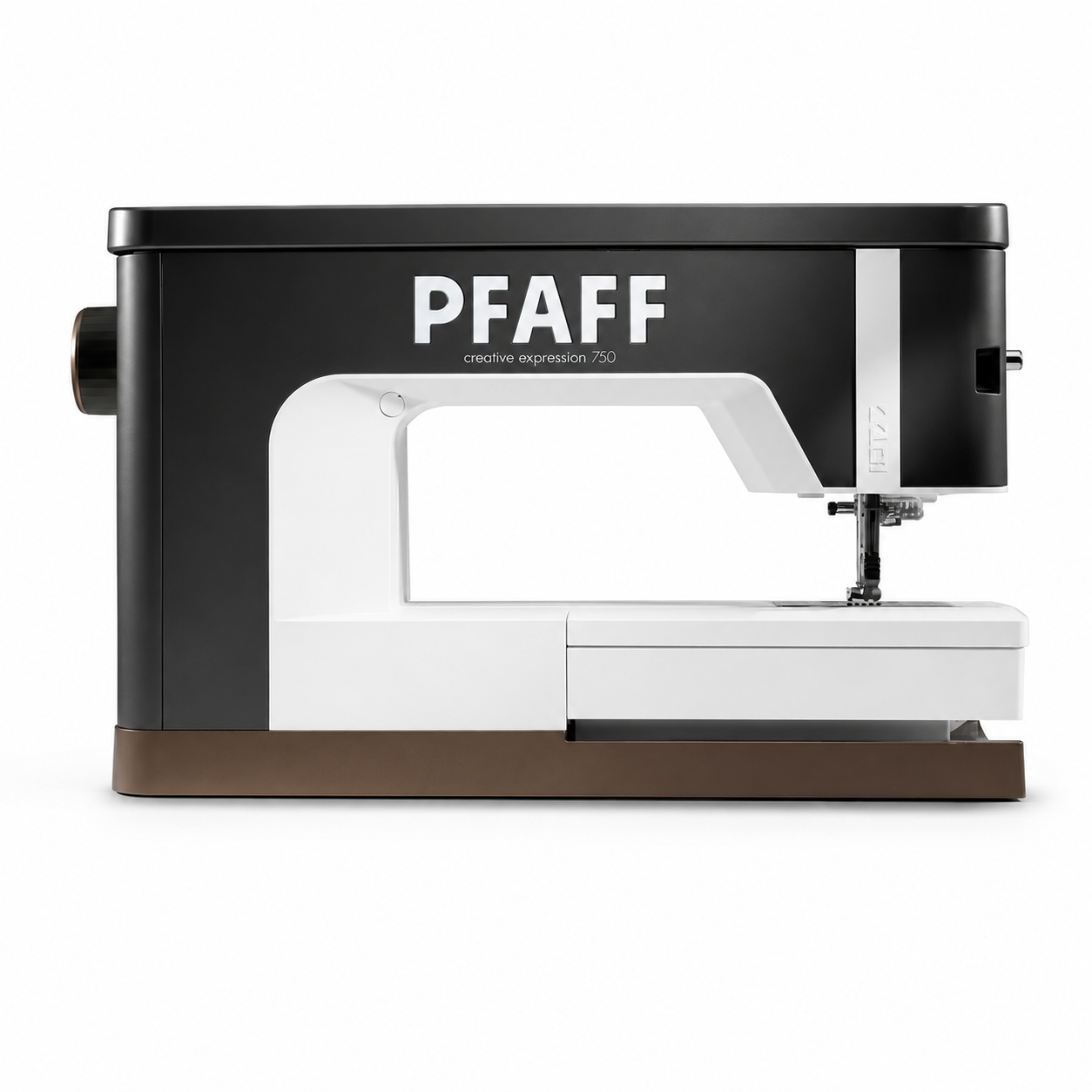 PFAFF® creative expression™ 750 sy- og broderimaskine